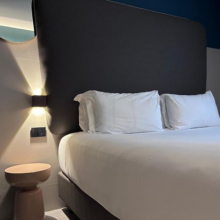Av Hotel Milano Exterior foto