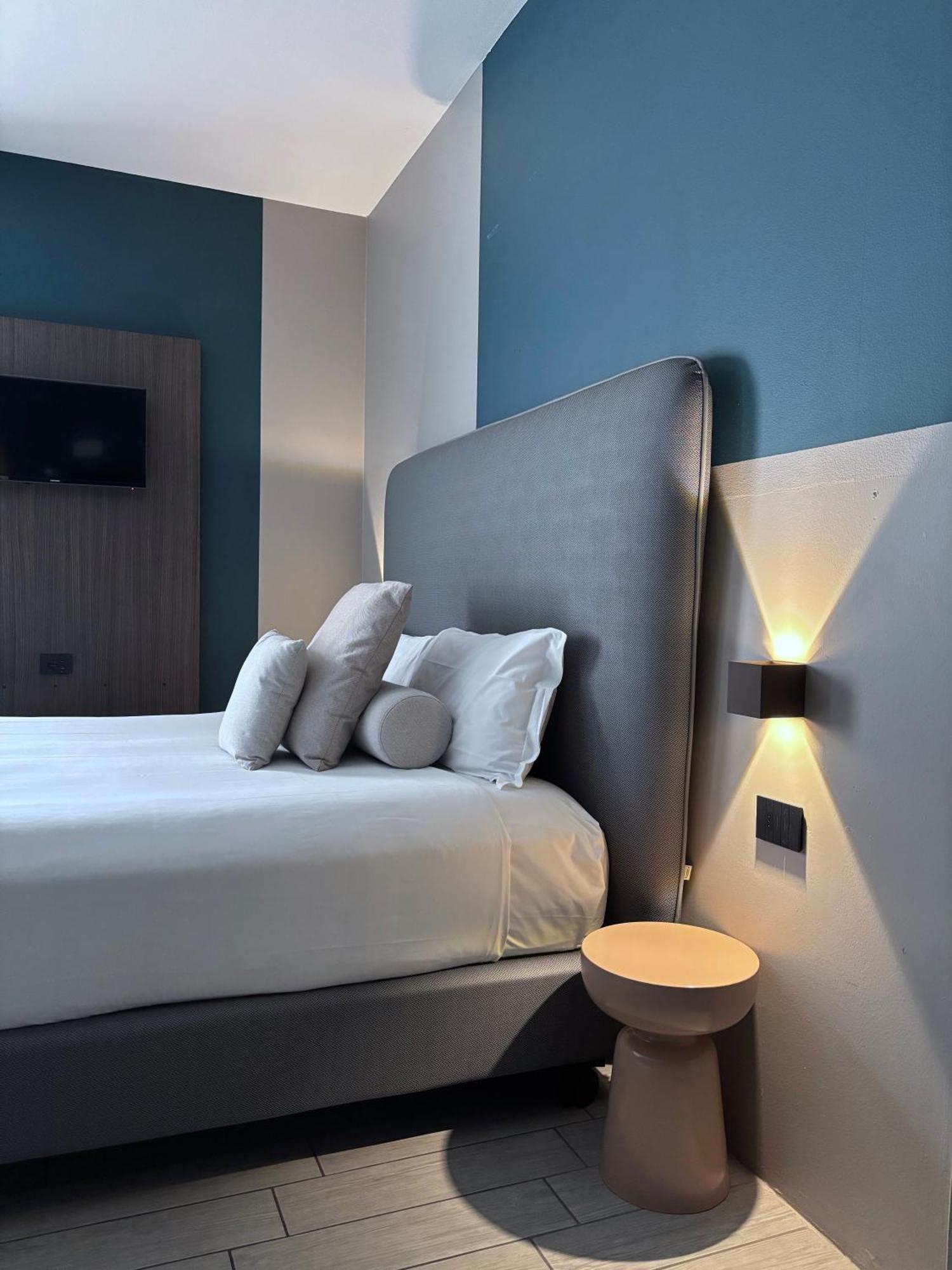 Av Hotel Milano Exterior foto